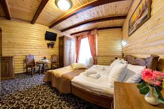 Отель Villa Elena SPA & Resort Буковель Двухместный номер с 1 кроватью или 2 отдельными кроватями и видом на горы, право посещения спа-салона-3