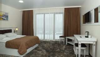 Отель Villa Elena SPA & Resort Буковель Двухместный номер с 1 кроватью, видом на горы и правом посещения спа-салона-5
